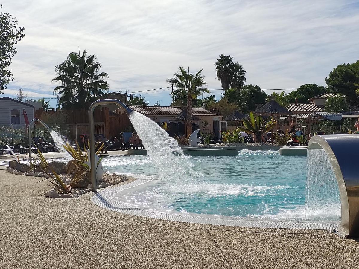 Les Sables Du Midi Hotel Serignan Bagian luar foto